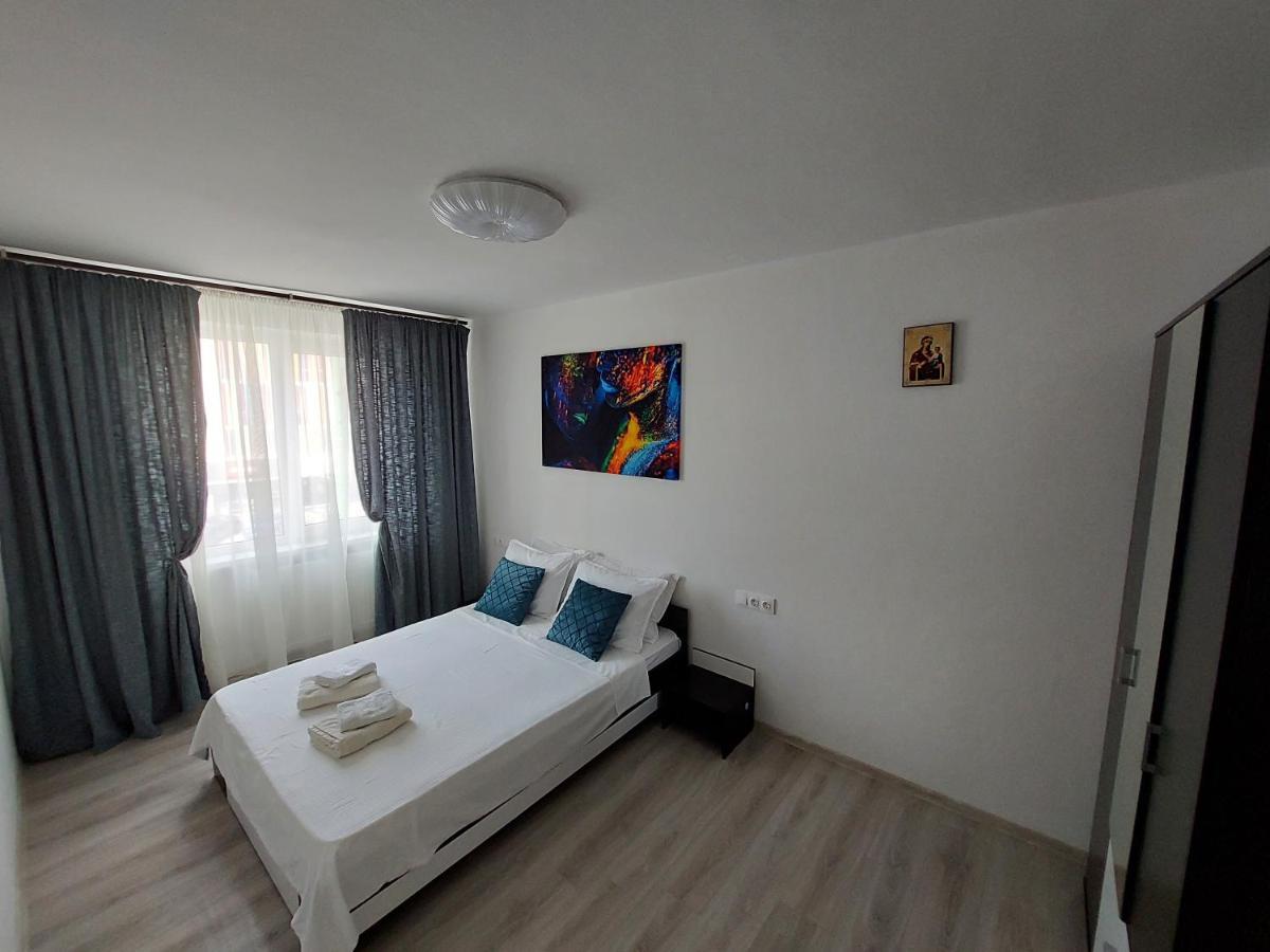 Maya'S Apartament Brasov Apartment Ngoại thất bức ảnh